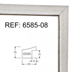 White wood moulding  20 x...