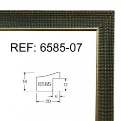 Green wood moulding  20 x...