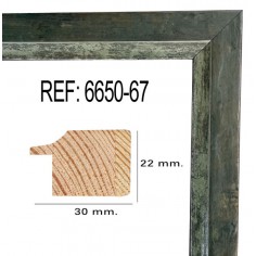 Green wood moulding  30 x...