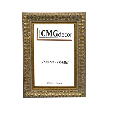 CMGdecor Gold Engraved photo frame...