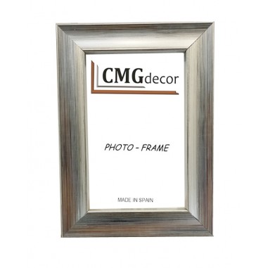 CMGdecor Silver Engraved photo frame...