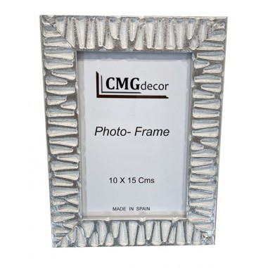 CMGdecor White and Silver photo frame...