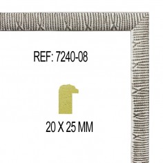 White wood moulding  40 x...